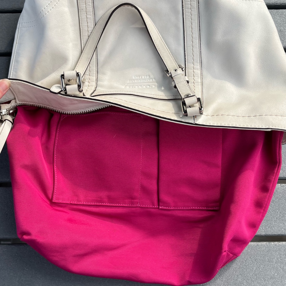 Coach; White Leather Tote; Fuchsia/Hot Pink Interior; Duel Handles; 16x3x10in - Picture 9 of 14